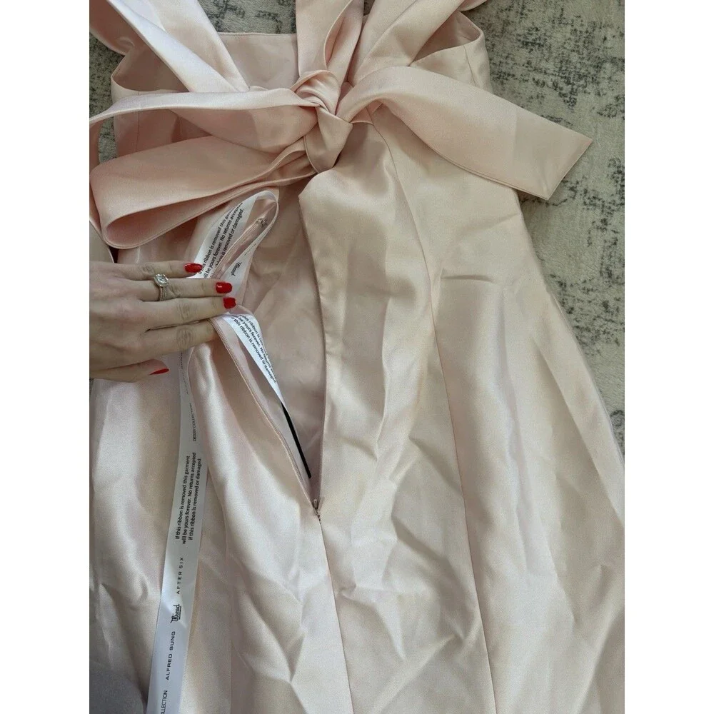 Alfred Sung Off-the-Shoulder Bow Back Satin Trumpet Gown Blush Satin Size 6 D793 - Picture 9 of 11